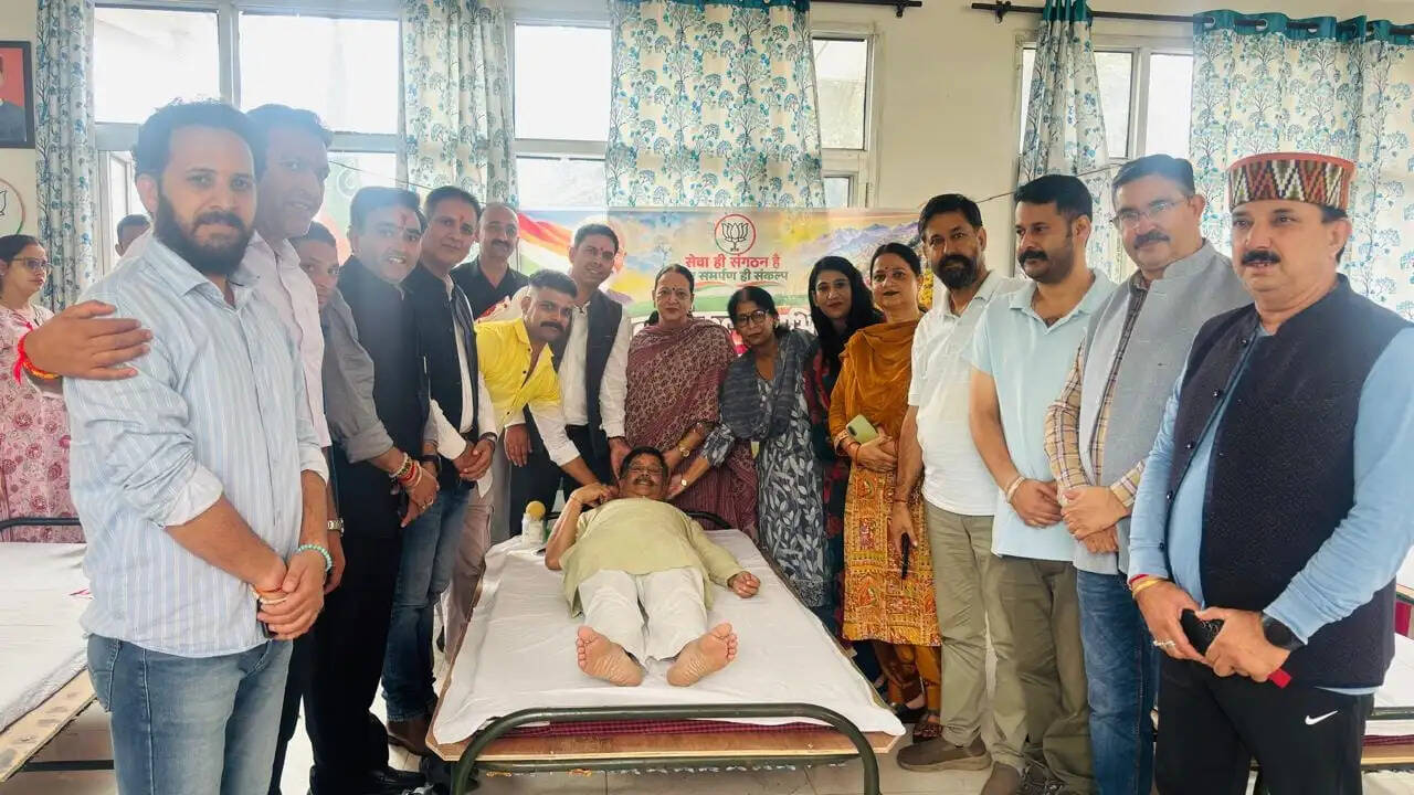 भाजयुमो जिला कांगड़ा द्वारा रक्तदान शिविर का आयोजन