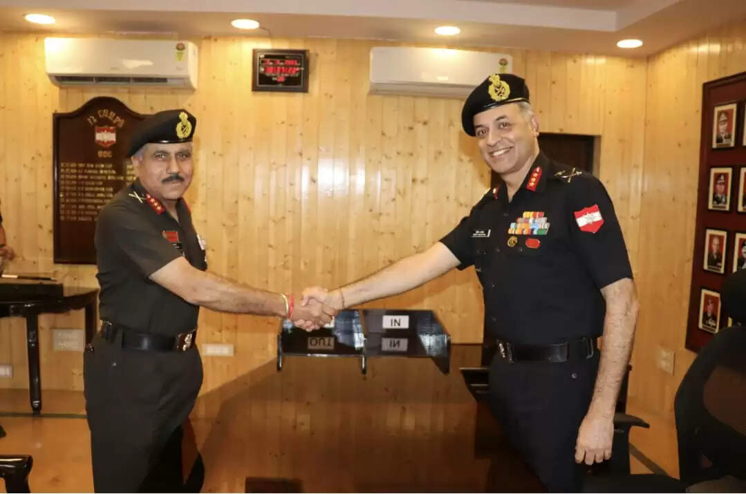 लेफ्टिनेंट जनरल मोहित मल्होत्रा ने कोणार्क कोर की कमान संभाली