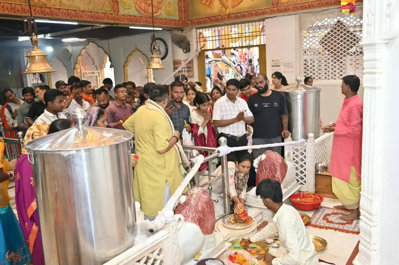 शारदीय नवरात्र पर धमतरी के शक्तिस्थलों में उमड़ा आस्था का सैलाब