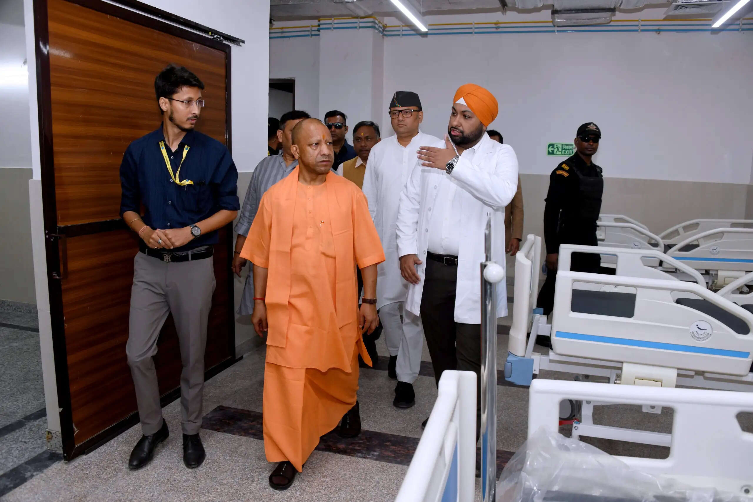मुख्यमंत्री योगी आदित्यनाथ ने बीएचयू में निर्माणाधीन ‘नेशनल सेंटर फॉर एजिंग’ का किया निरीक्षण
