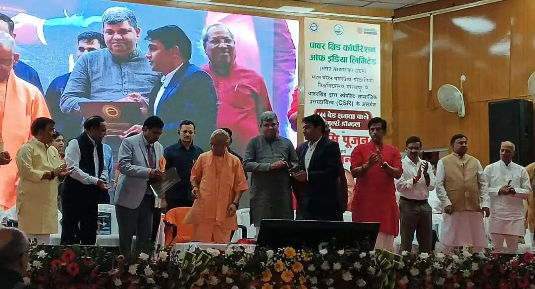 नौ सालों में उत्तर प्रदेश में तीन गुना बढ़ी महिला श्रम शक्ति : मुख्यमंत्री योगी आदित्यनाथ