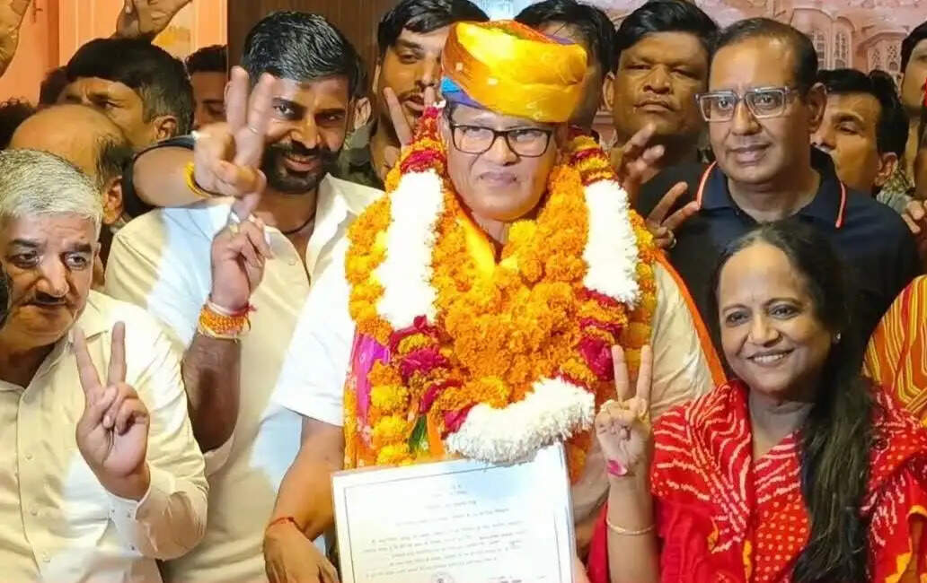 नगर निगम जयपुर के महापौर पद पर सुनील कोठारी निर्वाचित