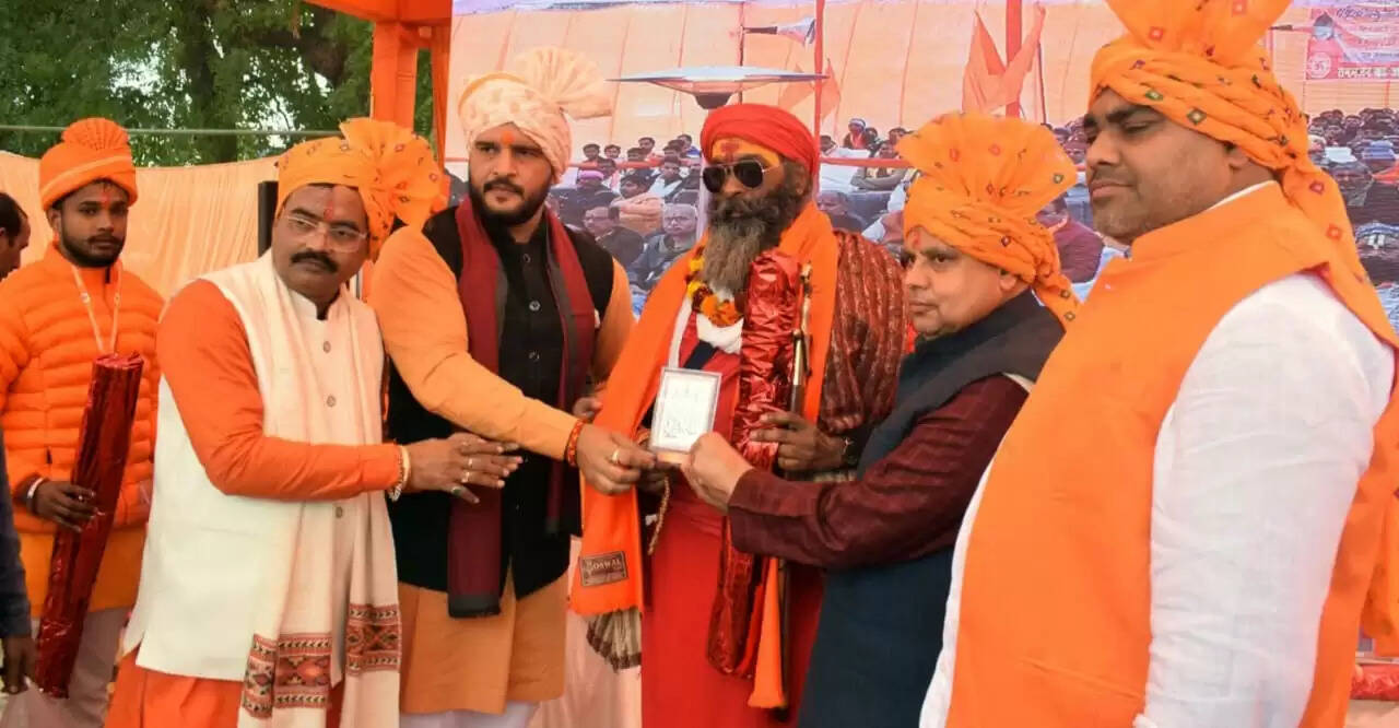 हिंदुओं के हित-कल्याण में सदैव रहूंगा तत्पर : विकास हिन्दू