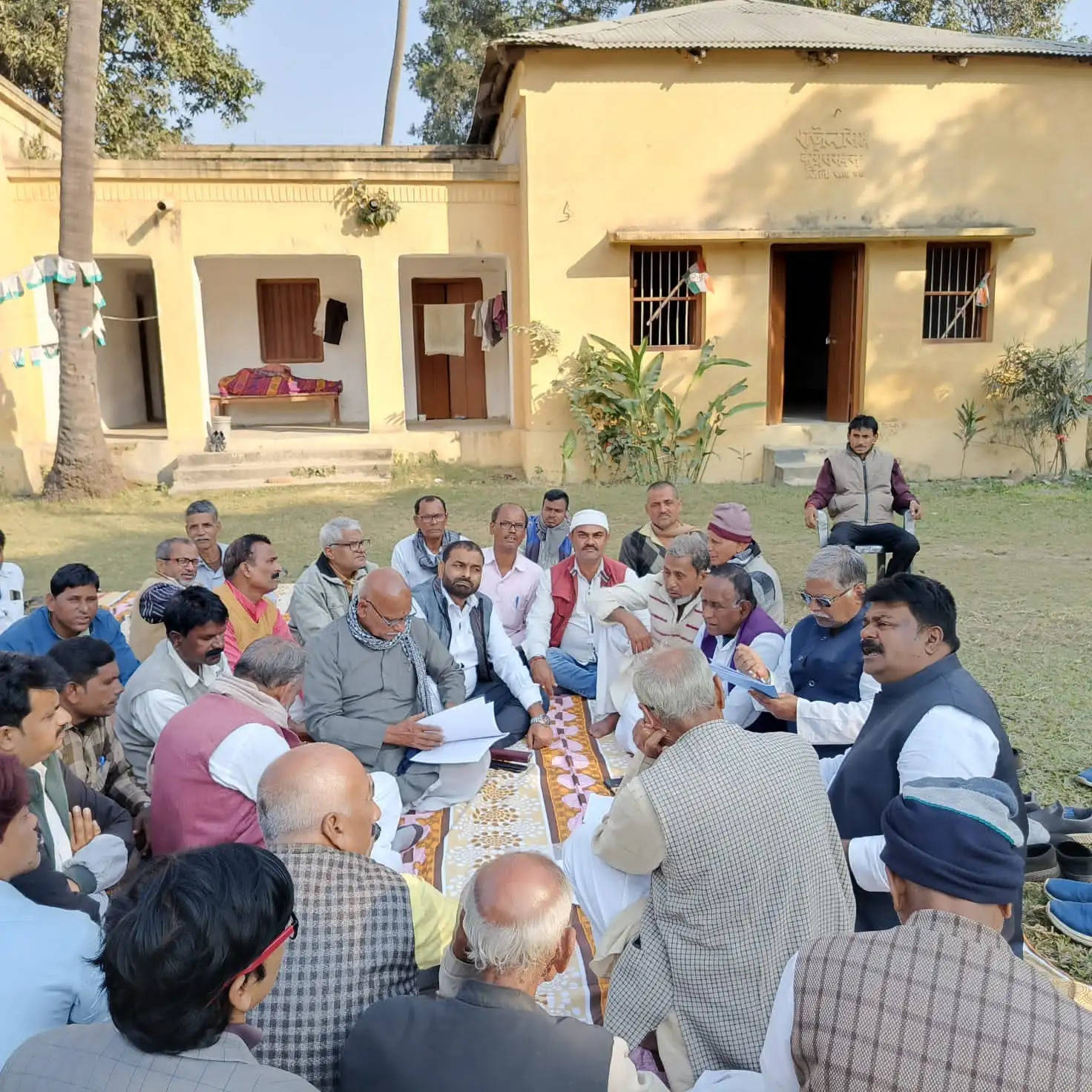 कांग्रेस कार्यकर्त्ता देश हित के लिए संघर्ष करने एवं कुर्बानी देने के लिए रहें तत्पर : डॉ तारानंद सादा