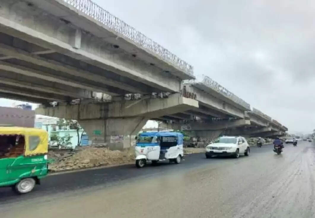 उप्र के गोरखपुर को नए साल में कई तोहफे— फोरलेन सड़कों और फ्लाईओवर की पांच परियोजनाओं की मिलेगी सुविधा