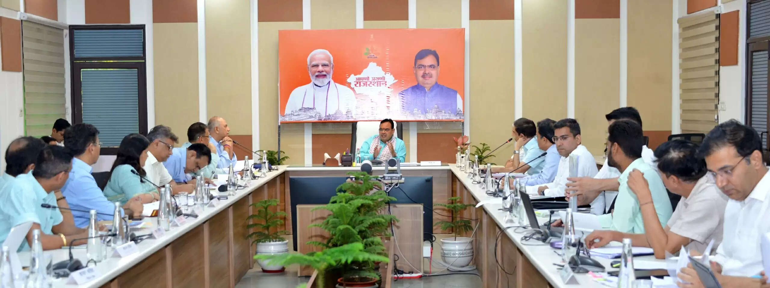 आधारभूत ढांचे से संबंधित प्रोजेक्ट्स में लाएं तेजी  : मुख्यमंत्री