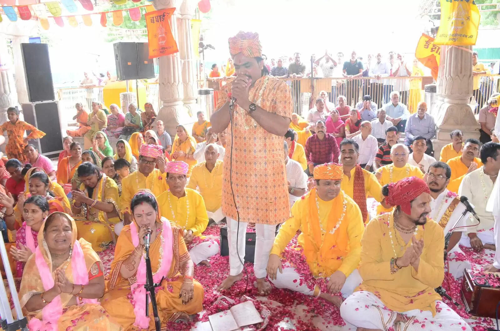 कृष्ण जन्माष्टमी स्पेशल: बांके बिहारी की छटा को निहारने को आतुर शहरवासी ,गोविंददेवजी मंदिर में तैयारियां जोरो-शोरो पर