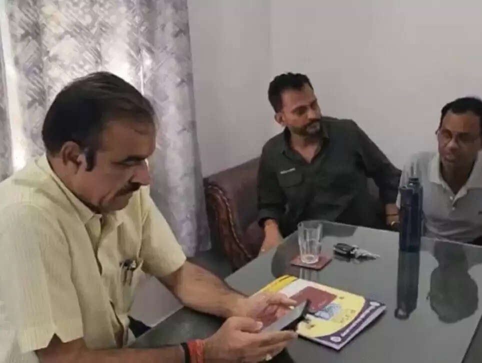 जबलपुरः नवजात की जान बचाने के लिए छुट्टी के दिन खुला स्वास्थ्य कार्यालय, बच्ची को कल मुम्बई किया जाएगा एयरलिफ्ट