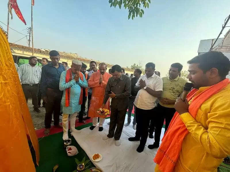 उद्योग मंत्री लखन लाल देवांगन ने कोरबा में विकास कार्यों का भूमिपूजन किया