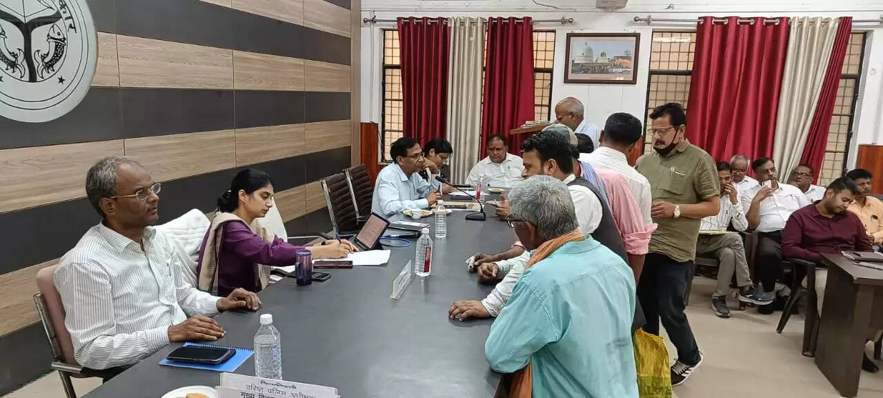 फरियादियों की समस्या का किया जाए समयबद्ध निस्तारण :डीडीओ