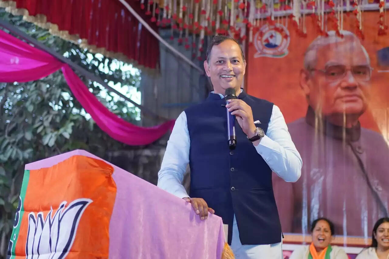 अटलजी के अन्त्योदय के संकल्प को पूरा कर रही केंद्र और दिल्ली सरकार : रविंद्र इंद्राज