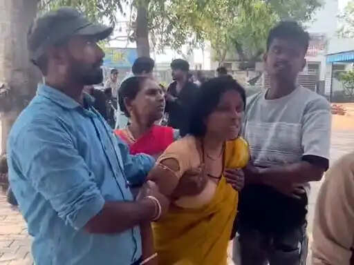 फरीदाबाद : मानसिक रुप से परेशान ठेकेदार से फांसी लगाकर जान दी