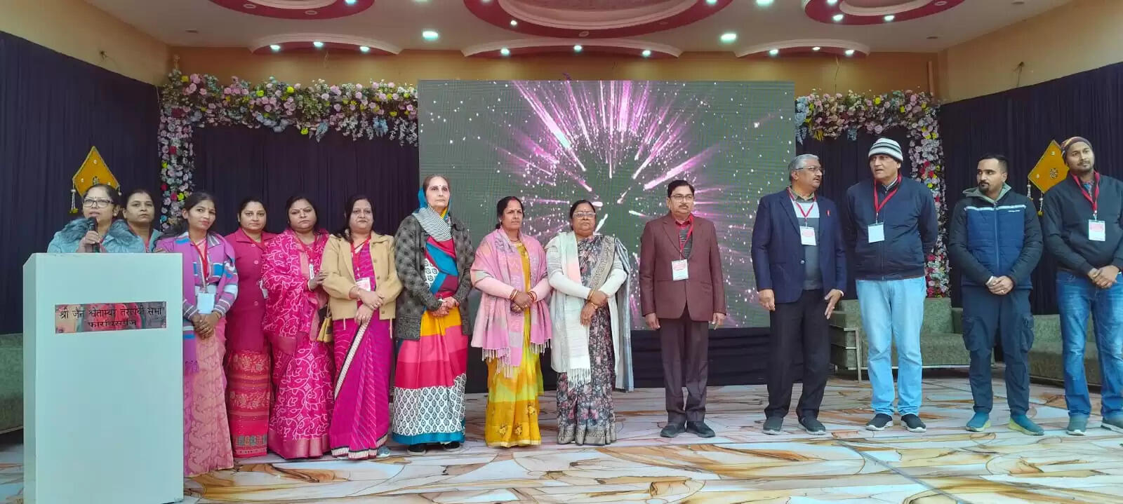 दो दिवसीय उत्सव कार्निवल का रंगारंग कार्यक्रम के बीच चेयरमैन,वाइस चेयरमैन ने किया शुभारंभ