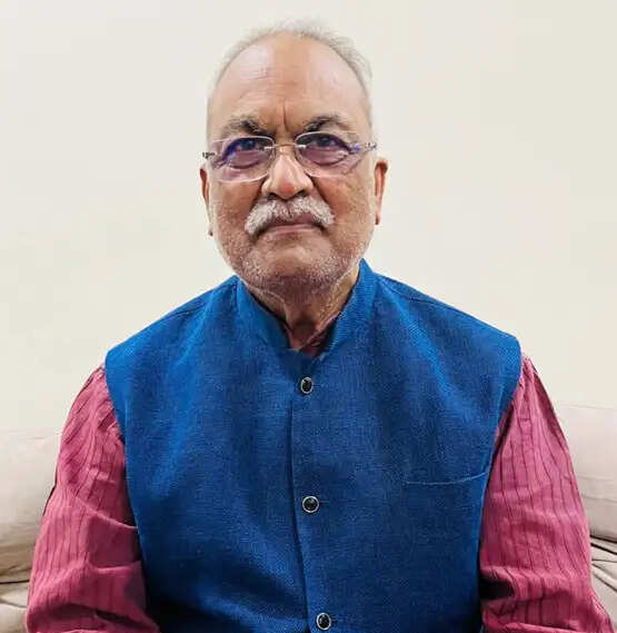 विष्णुदेव सरकार किसानाें काे धान बेचने से वंचित करने का षढ़यंत्र कर रही : उमाशंकर शुक्ला