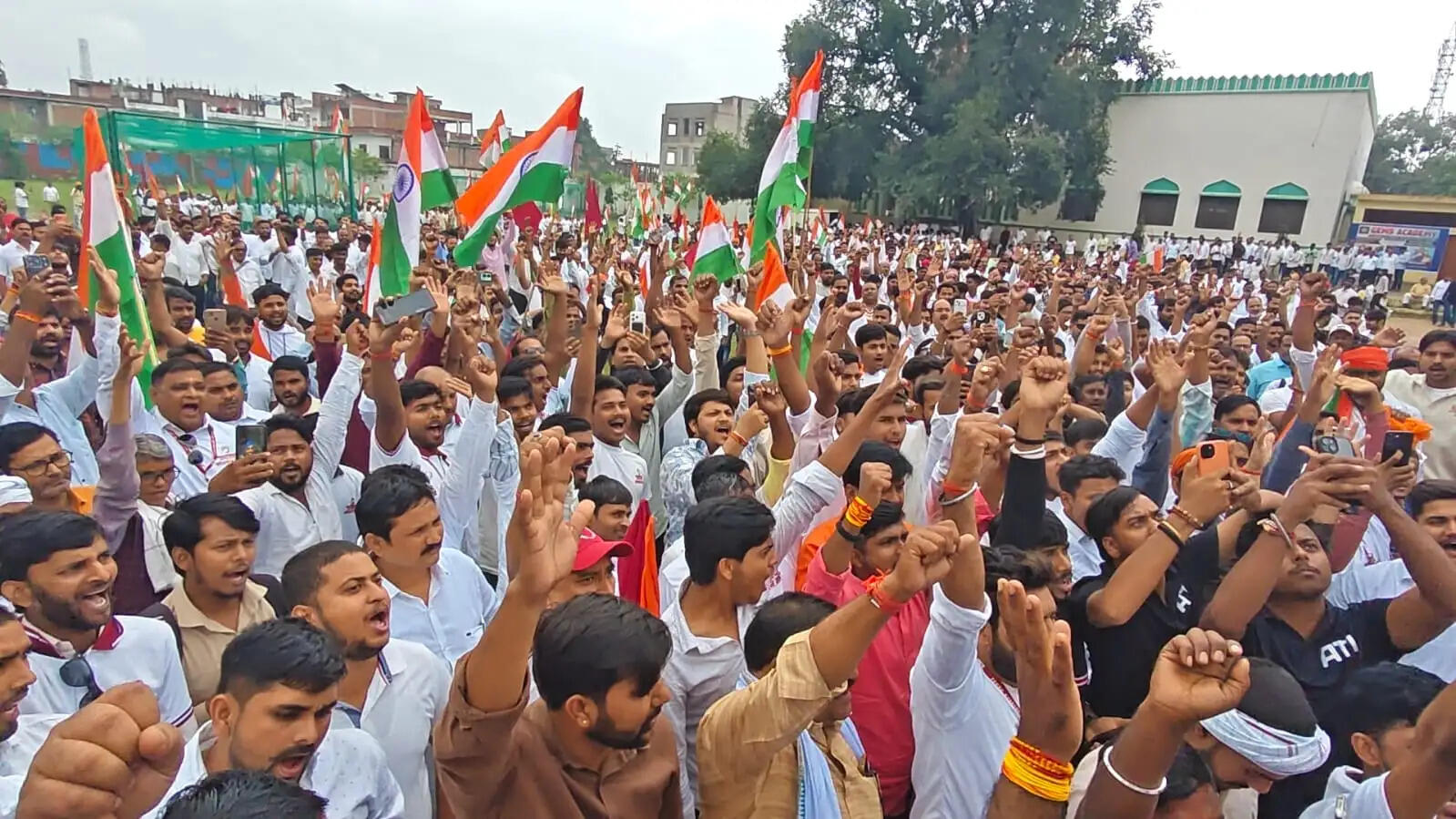 सरदार पटेल के विचारों को आत्मसात कर राष्ट्र निर्माण में योगदान दें युवा : धनंजय सिंह
