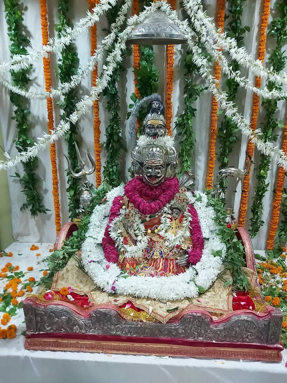 स्वतंत्रता दिवस पर काशी विश्वनाथ मंदिर में ढाई लाख श्रद्धालुओं ने हाजिरी लगाई