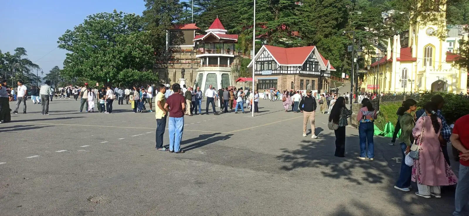 हिमाचल में दूसरे दिन भी लू का कहर, 45 डिग्री के करीब पारा, शिमला-मनाली तक तपे