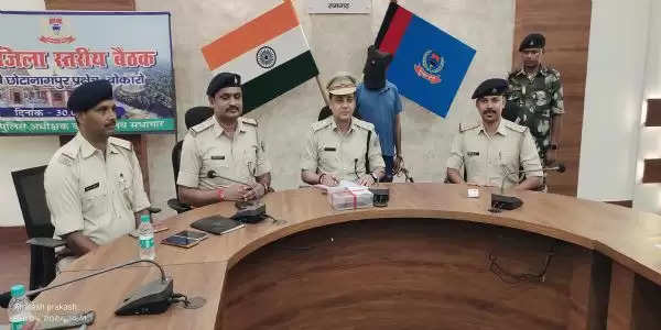 रामगढ़ में दर्जनों चोरी की घटनाओं को अंजाम देने वाला नवल पुलिस की हत्थे चढ़ा