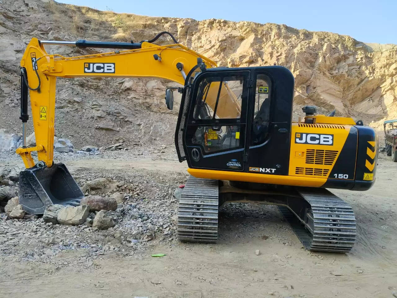 अरावली क्षेत्र में अवैध खनन-परिवहन पर प्रशासन की सख्ती