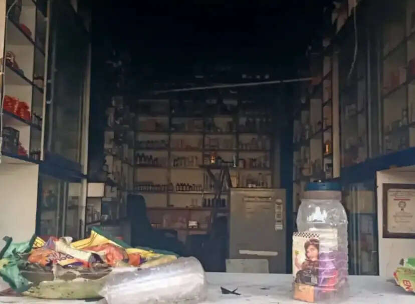 राजगढ़ः मेडिकल स्टोर में लगी आग, दवाईयां-फर्नीचर सहित अन्य सामान जला