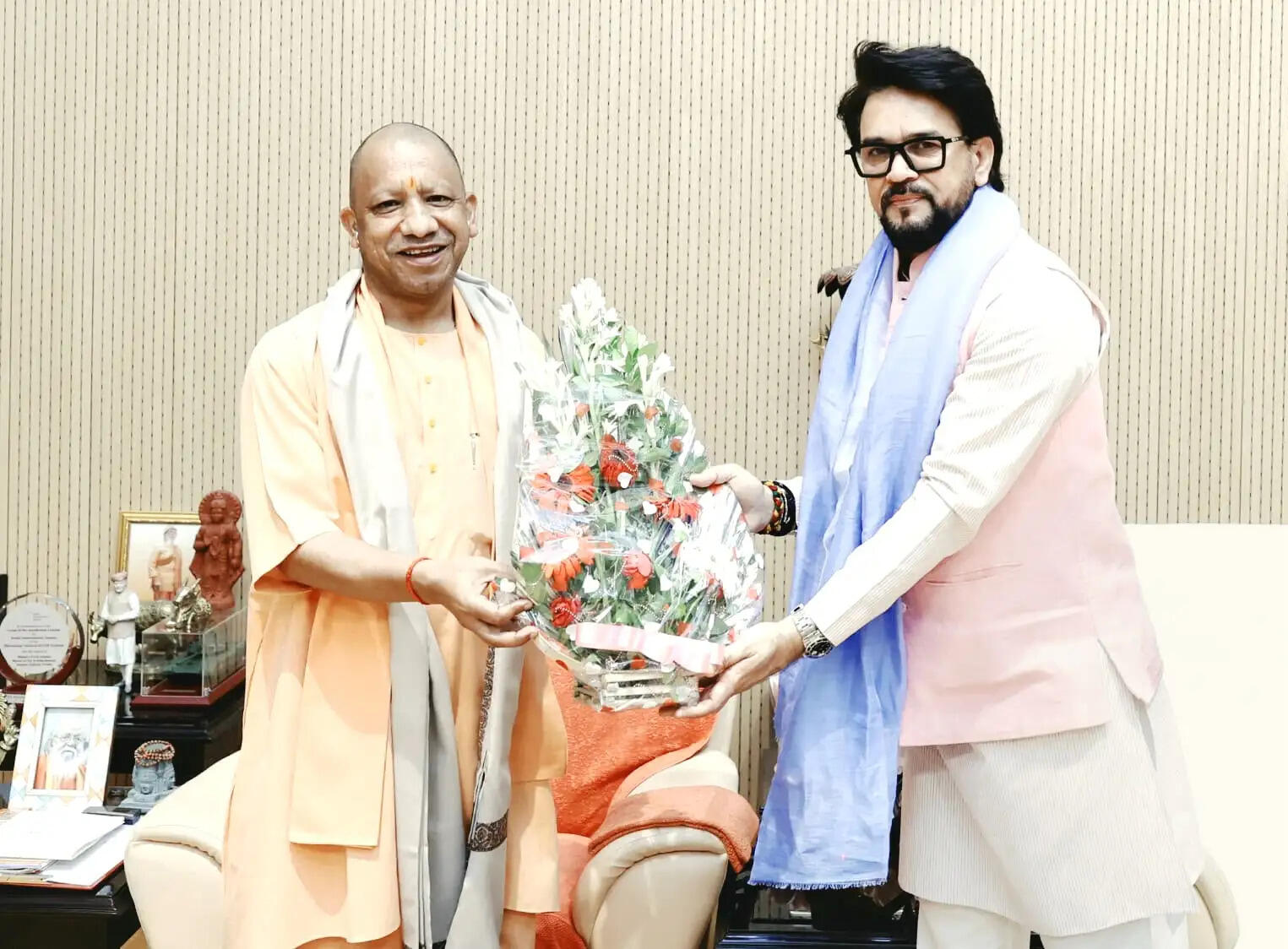 उत्तर प्रदेश विकास और सुशासन का सशक्त मॉडल बनकर उभरा : अनुराग सिंह ठाकुर
