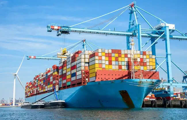 देश का निर्यात मई में 18 फीसदी बढ़कर 45.2 अरब डॉलर पर पहुंचा