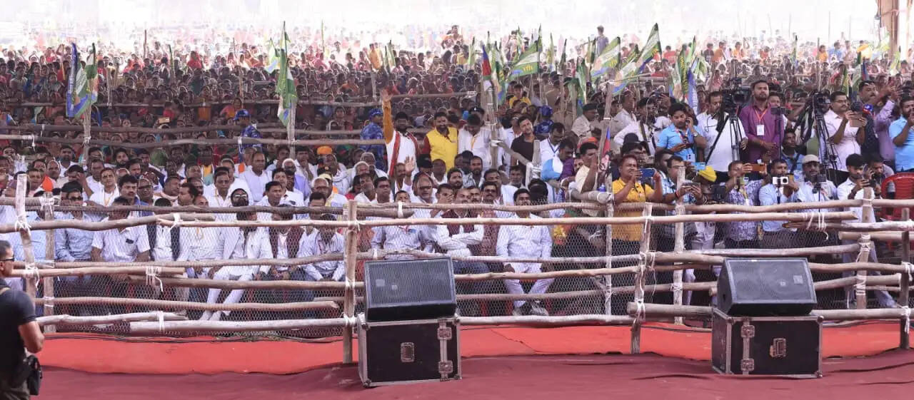 समृद्धि यात्रा: मुख्यमंत्री ने खगड़िया जिले को 304 करोड़ रुपये की दी सौगात, 319 विकास योजनाओं का उद्घाटन एवं शिलान्यास