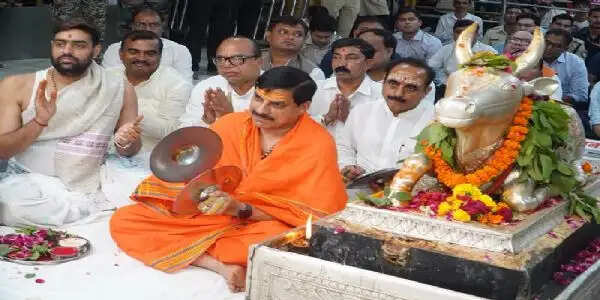 मप्रः मुख्यमंत्री डॉ. यादव भगवान महाकाल की शयन आरती में हुए शामिल