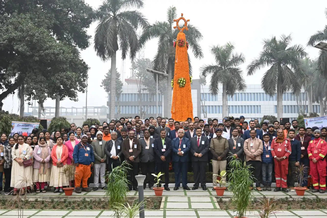 बरौनी रिफाइनरी स्थापना दिवस पर ली गई औद्योगिक शांति और प्रगति की शपथ