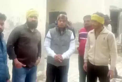 फरीदाबाद : मंदिर के पास मिले गौवंश की अवशेष, लोगों में रोष