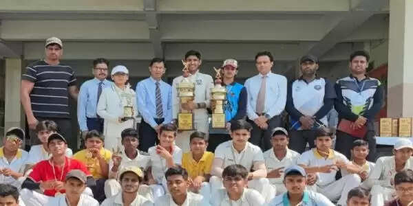 एमपीएस हॉट वैदर क्रिकेट प्रतियोगिता में मॉडर्न पब्लिक स्कूल बना विजेता, शिरडी सांईं उपविजेता