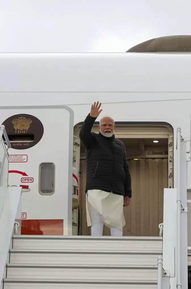 प्रधानमंत्री मोदी की कनाडा यात्रा सफल, क्रोएशिया के लिए हुए रवाना