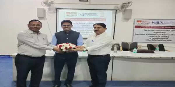 इविवि : दो दिवसीय कार्यशाला में छात्रों को मिली वित्तीय जागरूकता की सीख