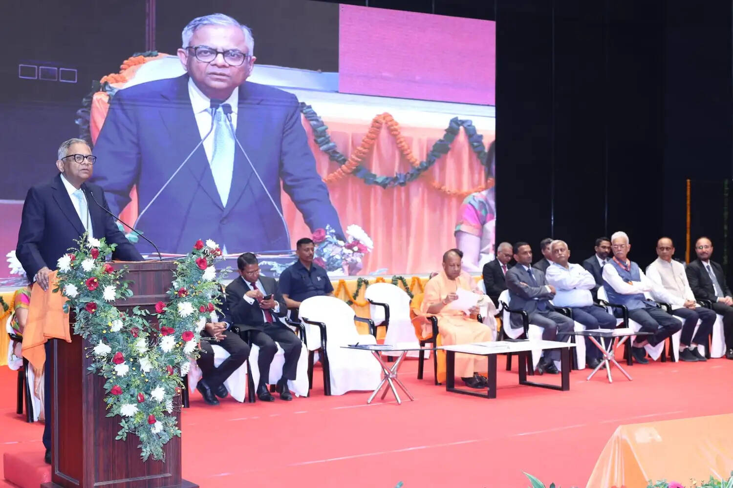 जीवन को और गतिशील कर सकती है प्रौद्योगिकी : सीएम योगी