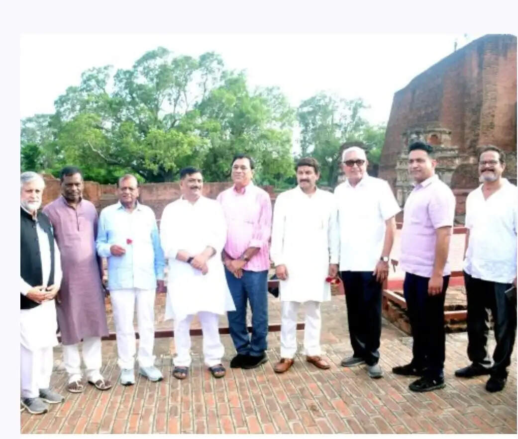 विकास की नई राह तलाशने 19 सांसदों ने किया नालंदा विश्वविद्यालय का दौरा