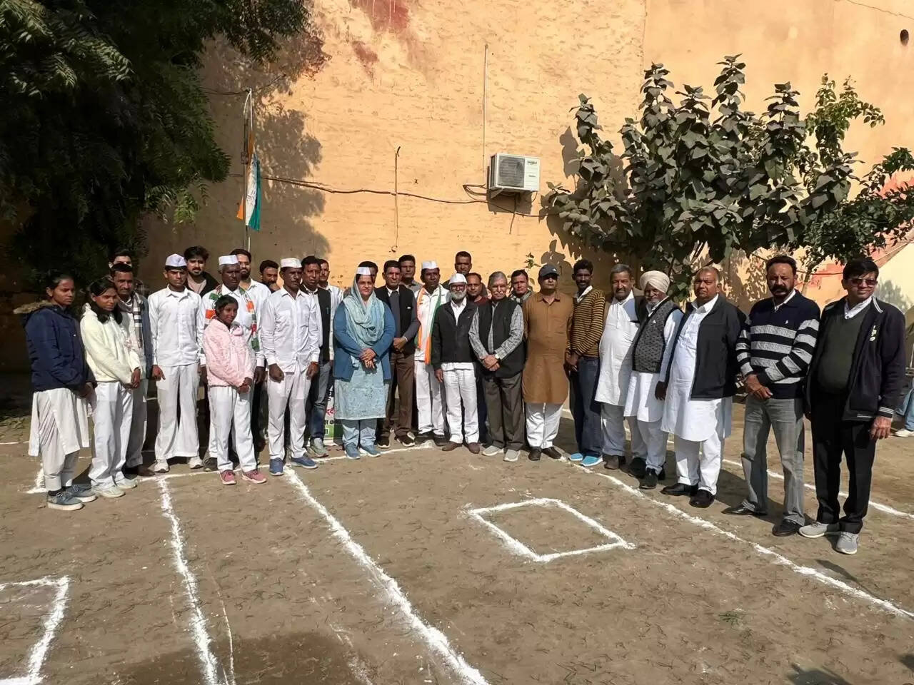 सिरसा: कांग्रेस भवन में मनाया पार्टी का 140वां स्थापना दिवस