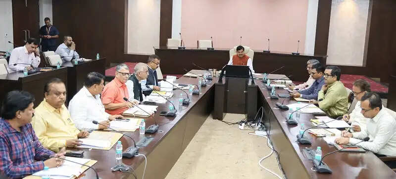 कालिदास समारोह से प्रदेश की विभूतियों पर केंद्रित गतिविधियां भी जोड़ी जाएं : मुख्यमंत्री डॉ. यादव