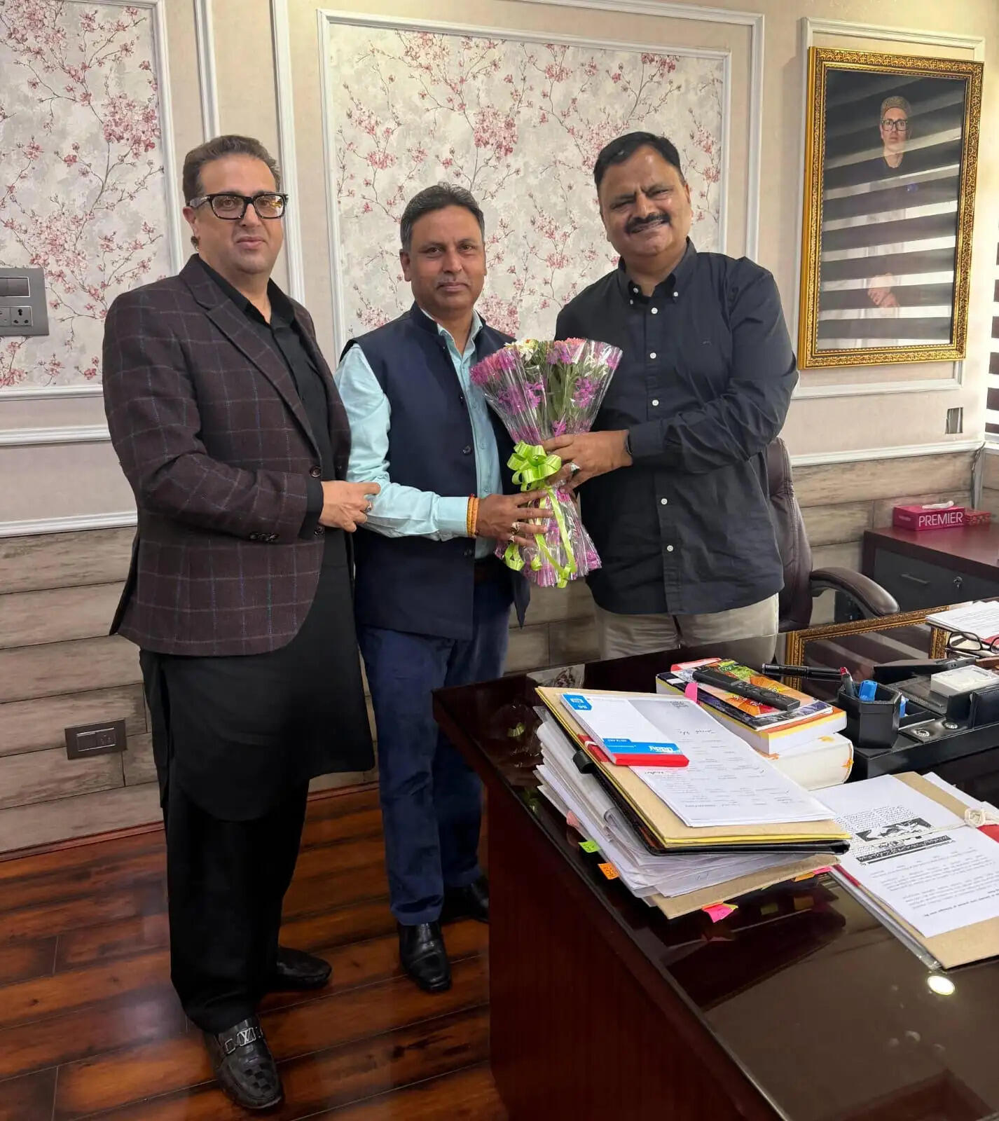 पेयजल संकट को लेकर विधायक डॉ. भारत भूषण ने मंत्री को कराया अवगत, अमृत 2.0 पर जोर