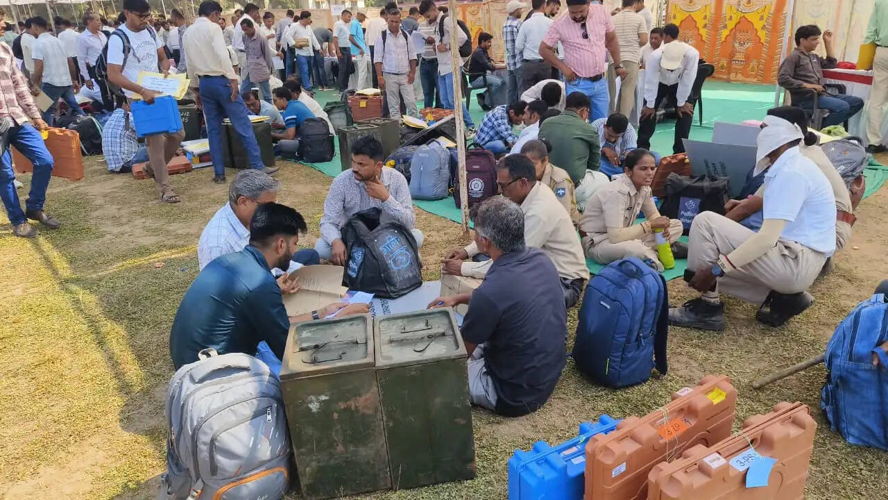 डूंगरपुर की सात पंचायत समितियों की 233 ग्राम पंचायतों में 5.21 लाख मतदाता करेंगे मताधिकार का इस्तेमाल