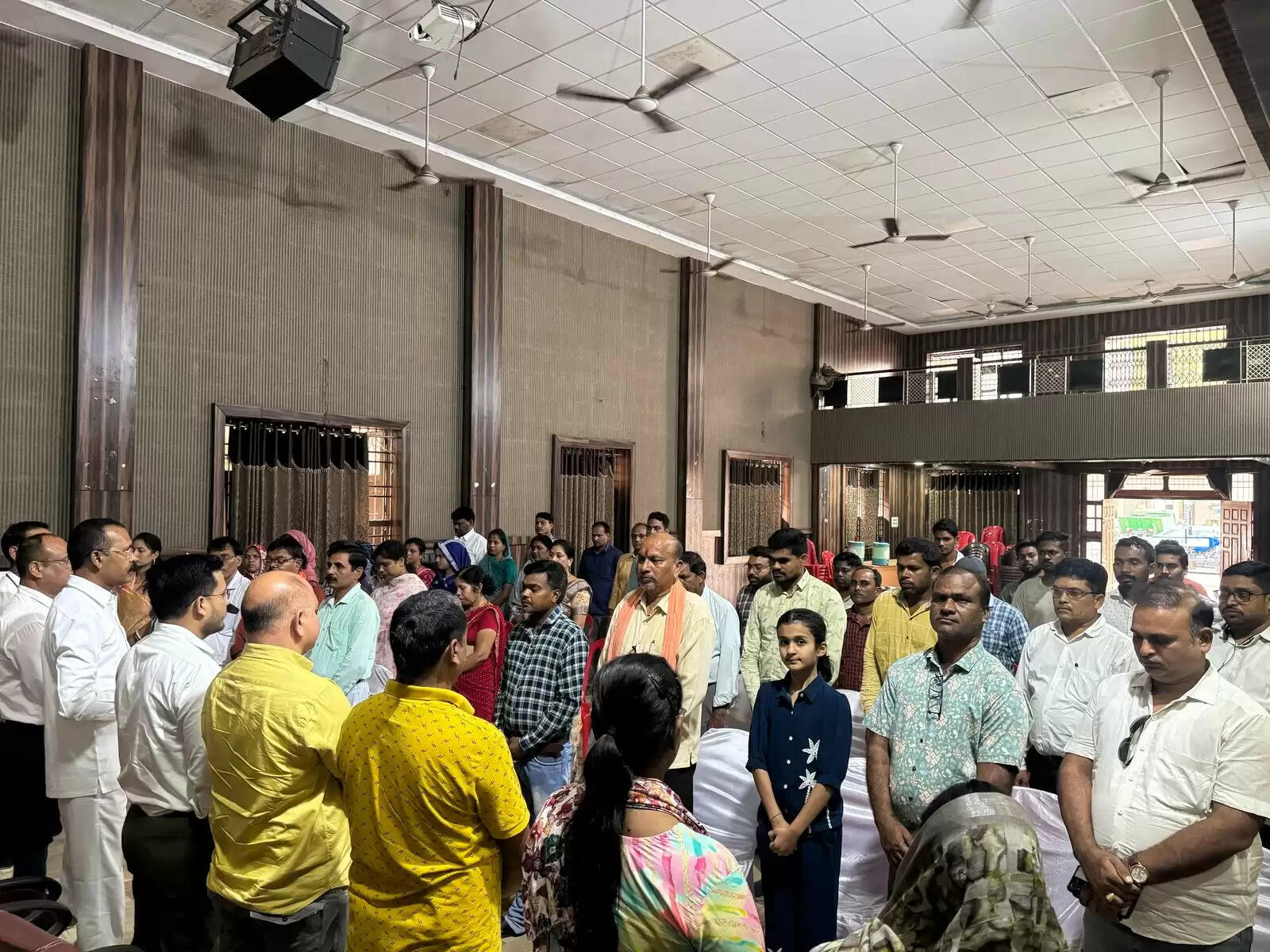 पहलगाम आतंकी हमले में मृतकों को वंदे मातरम् सेवा समिति ने दी श्रध्दांजलि