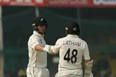 पहला टेस्ट : दूसरे दिन के चाय तक न्यूजीलैंड ने बनाए 72 रन