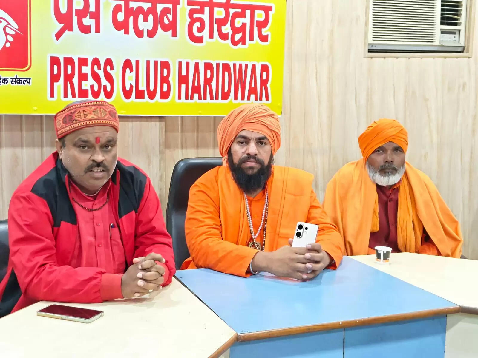 उर्मिला सनावर व सुरेश राठौर पुलिस के सामने आकर सबूत उपलब्ध कराएं : संदीप