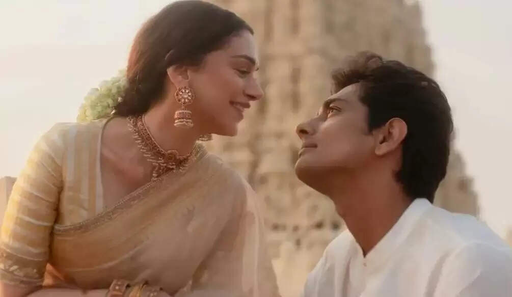 पति सिद्धार्थ संग अदिति राव हैदरी की अनदेखी तस्वीरें वायरल