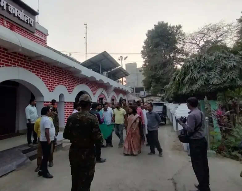 सफाई कर्मियों की सेहत को लेकर नगर निगम गंभीर: विशेष शिविर में डॉक्टरों ने की गहन जांच, दिए बचाव के टिप्स