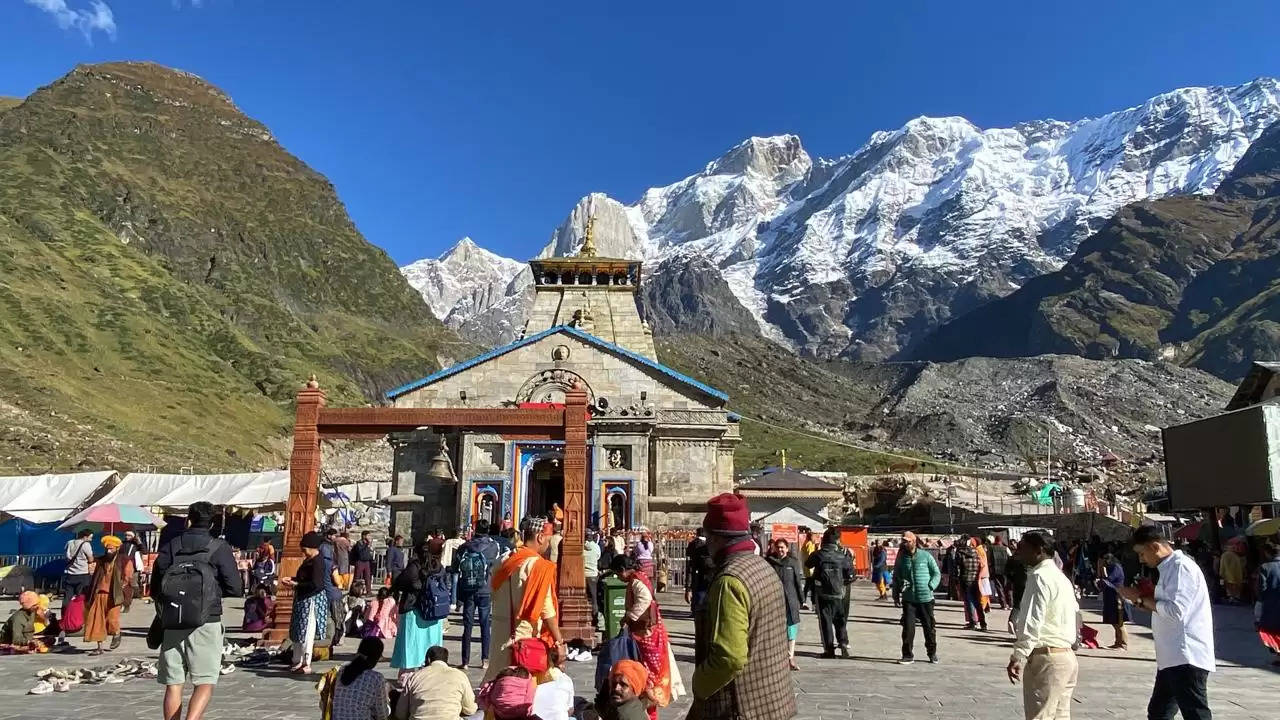 तिरुपति बालाजी की घटना से केदारनाथ तीर्थ पुरोहित समाज में आक्रोश