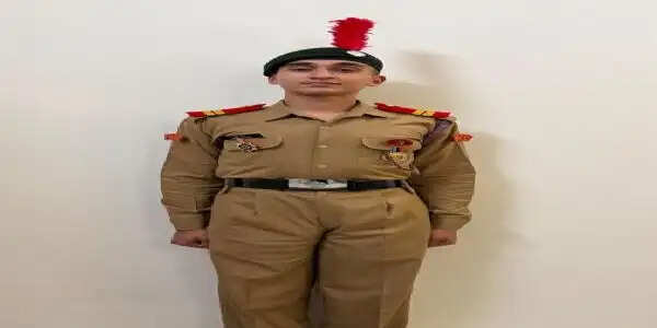 कैडेट ध्रुव का यूके युवा विनिमय कार्यक्रम के लिए चयन, देशभर के केवल 10 एनसीसी कैडेटों में शामिल, अंतरराष्ट्रीय मंच पर करेंगे भारत का प्रतिनिधित्व