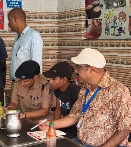 कोटद्वार में बाल श्रम उन्नमूलन अभियान के दौरान 14 साल के बालक का रेस्क्यू