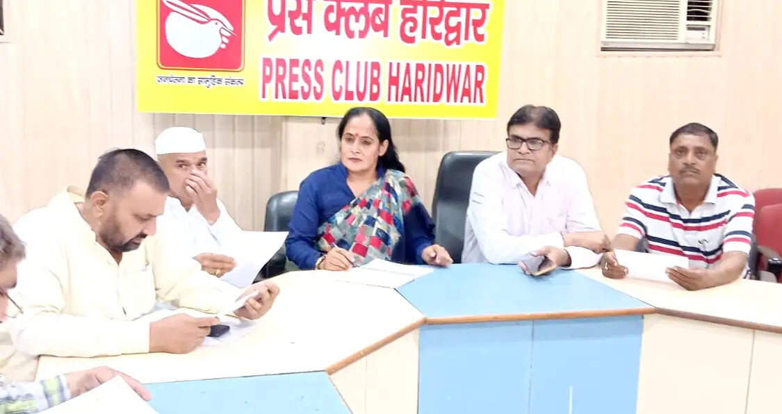 माटीकला बोर्ड में गैर-कुम्हारों की नियुक्ति पर प्रजापति समाज में रोष, सरकार से फैसले पर पुनर्विचार की मांग
