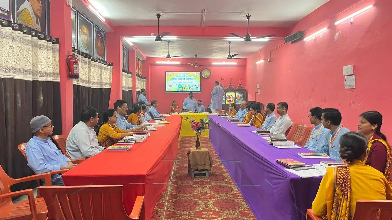 सरस्वती शिशु विद्या मंदिर में तीन दिवसीय आचार्य कार्यशाला का समापन