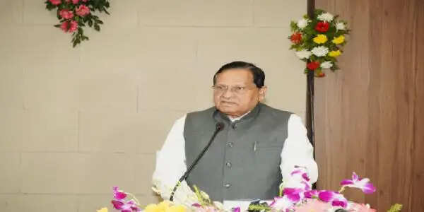 प्रतिभाओं की धरती बिहार की बेटियां हर क्षेत्र में अपनी सशक्त पहचान बना रही हैं : अवधेश नारायण सिंह